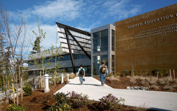 Photo of the Higher Education Building 29 on Highline College campus